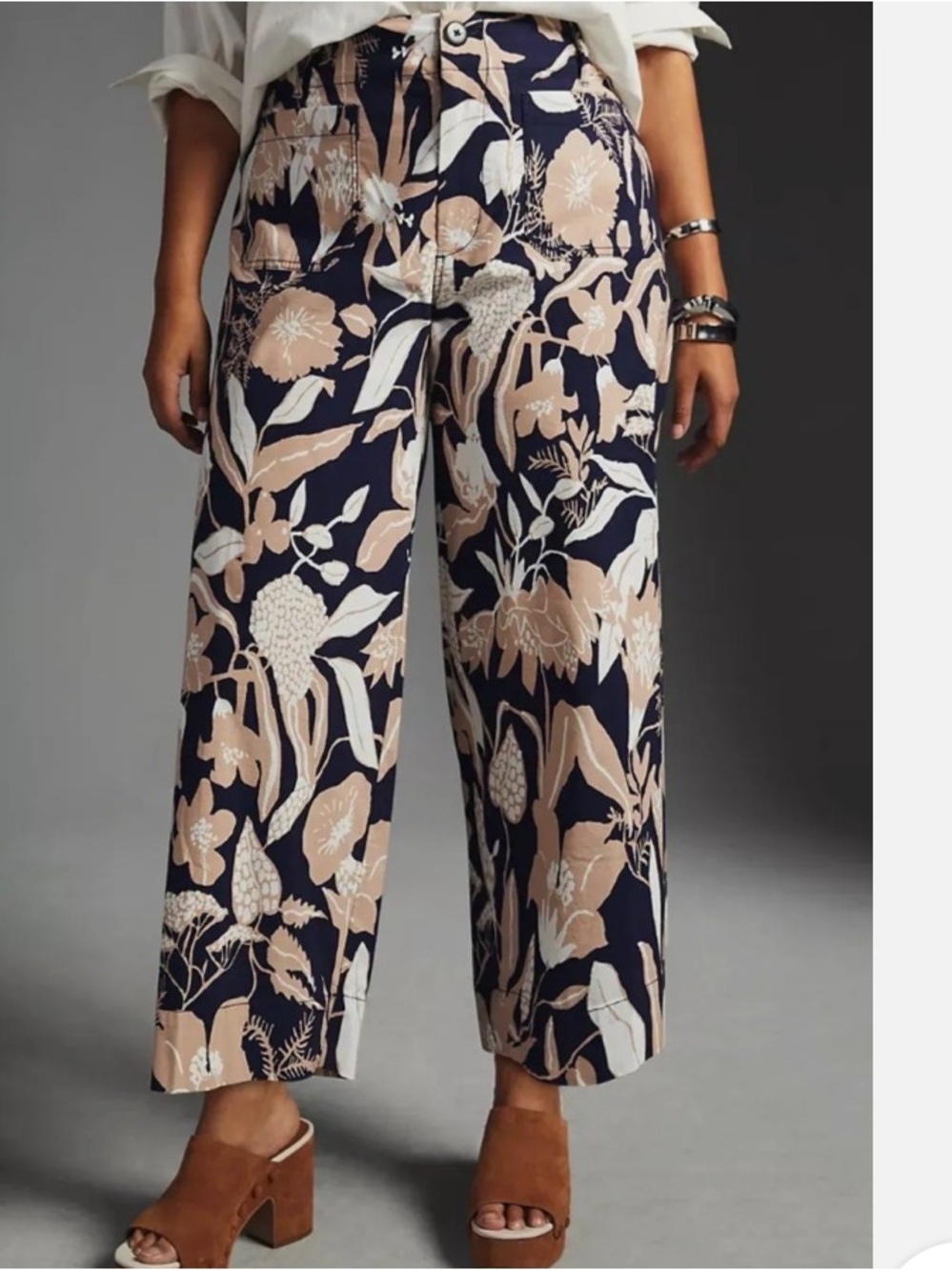 ANTHROPOLOGIE MAEVE COLETTE High-Rise
Wide-Leg Cropped Pants by
Jo Faulkner
31 - Picture 2 of 10